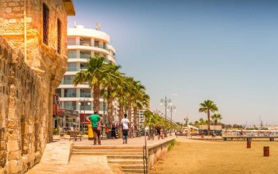 Larnaka, Cyprus – Beaches, Cats, a Bit of History and a Lot of Food