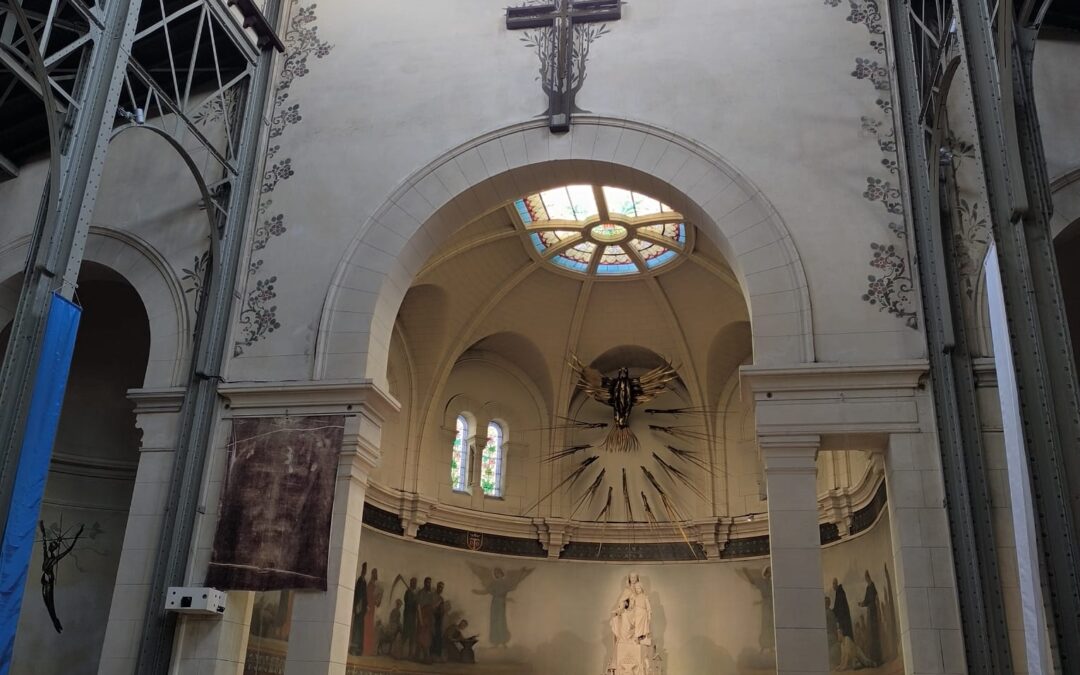 This Paris Church Looks Like a Factory Inside