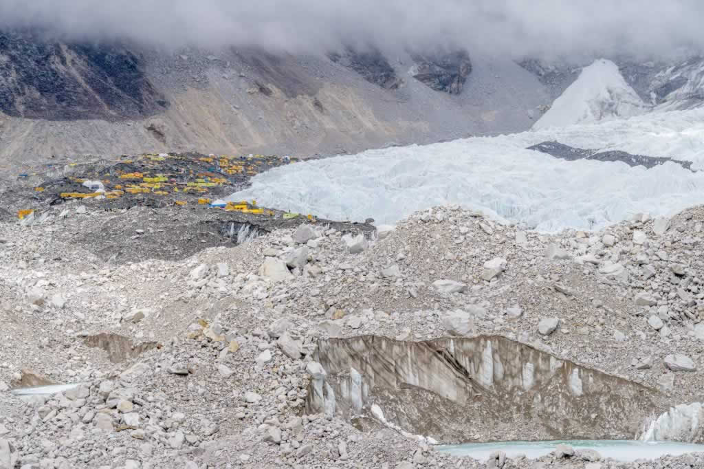 everest base camp glacier